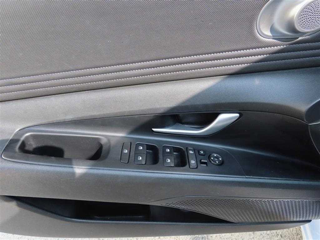 HYUNDAI Avante - Vista 6
