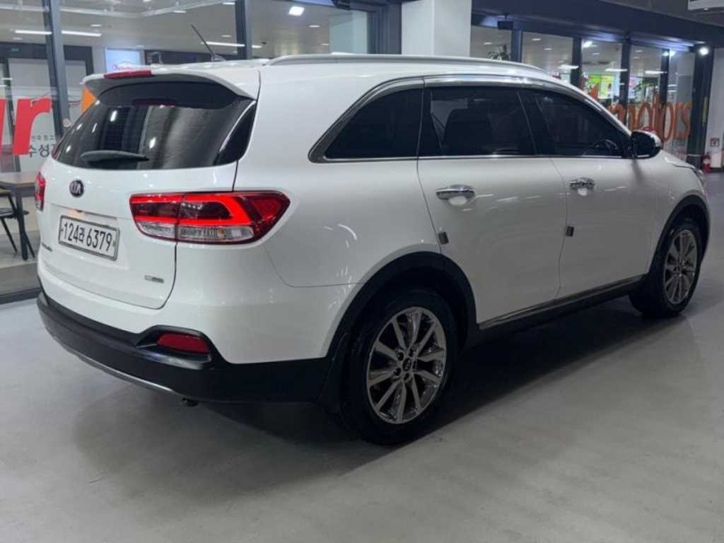 KIA Sorento - Vista 4
