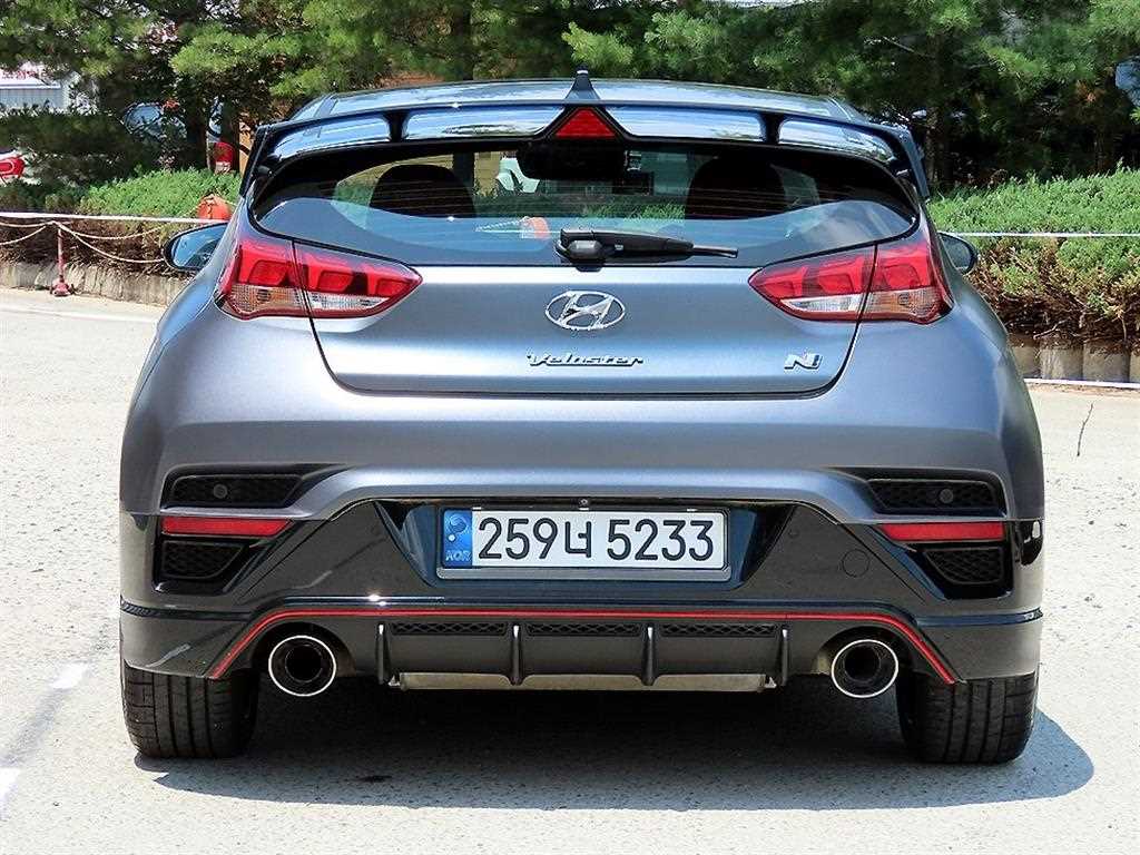 HYUNDAI Veloster - Vista 4