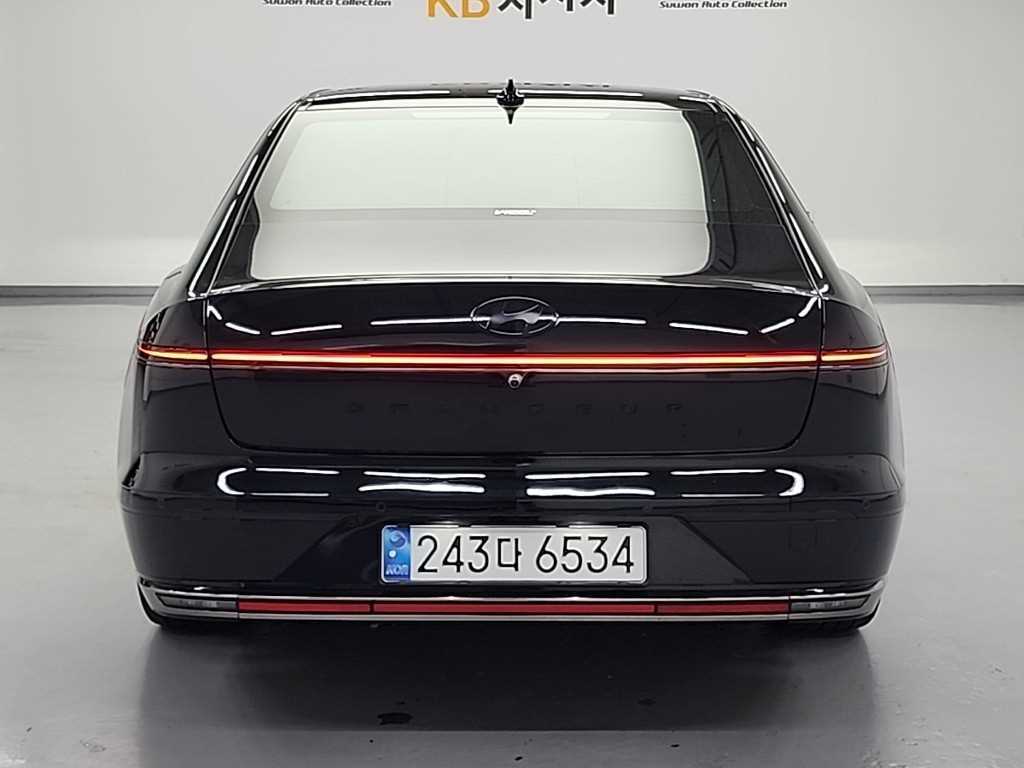 HYUNDAI Grandeur - Vista 3