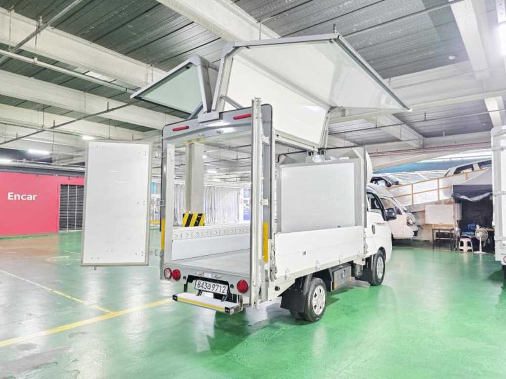 Small Truck Top_Wingbody 2024 Blanco - Importación desde Corea - HF Imports Iquique - Foto 14