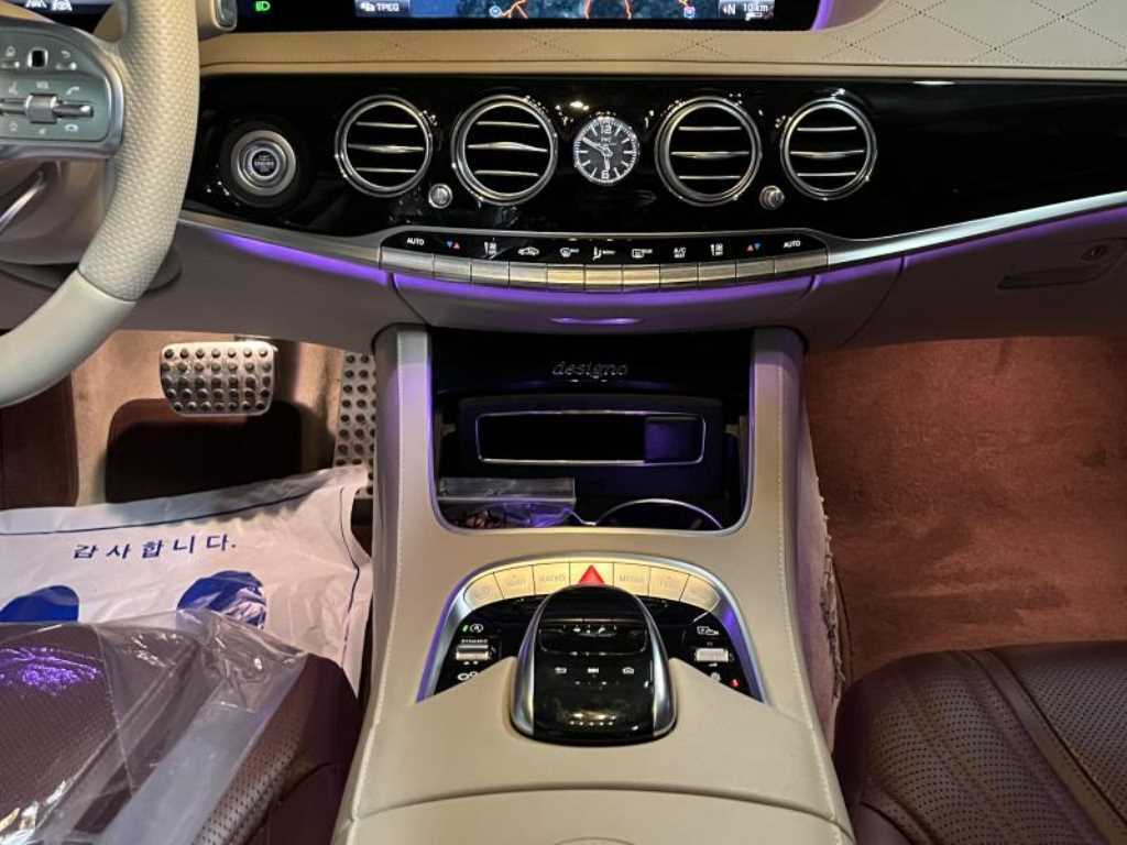 Mercedes Benz S Class - Vista 9