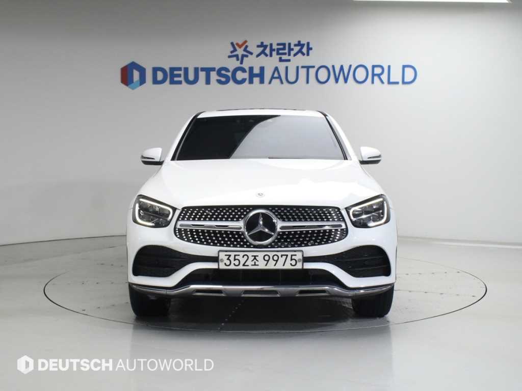 Mercedes Benz GLC Class - Vista 3