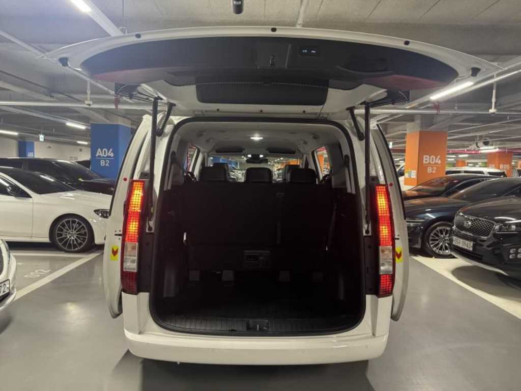 HYUNDAI Staria 2022 Blanco - Importación desde Corea - HF Imports Iquique - Foto 19