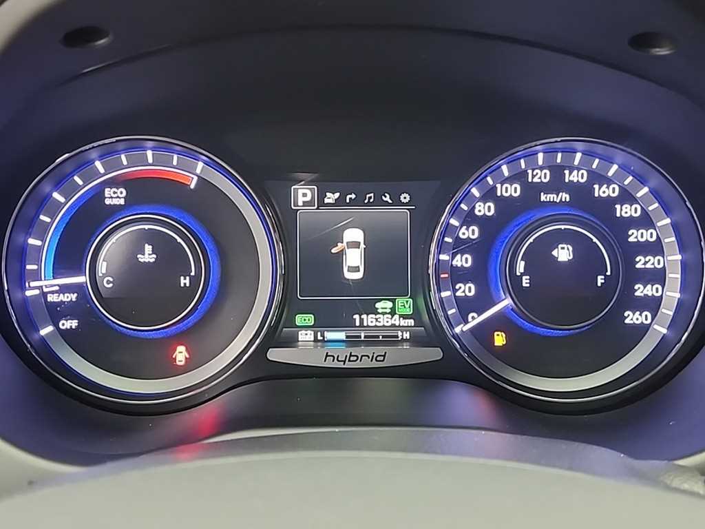 HYUNDAI Grandeur - Vista 6