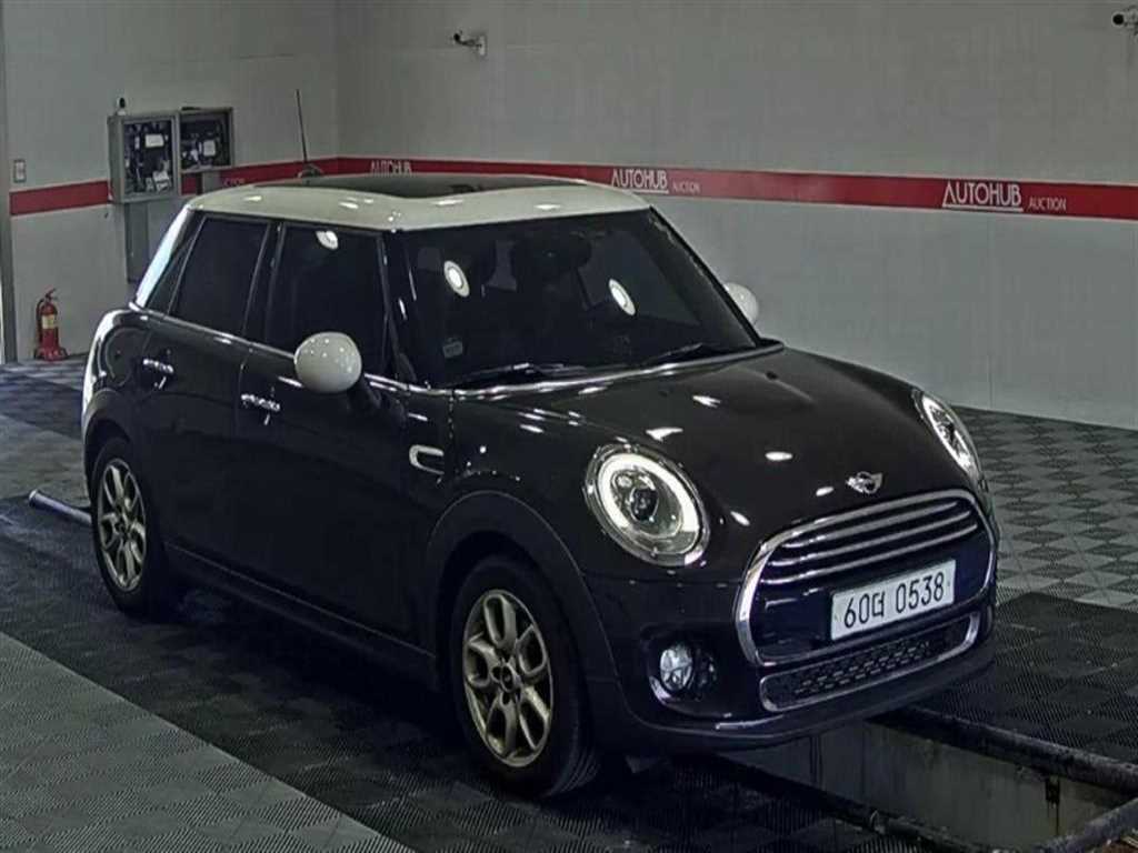 Mini Cooper - Vista 2