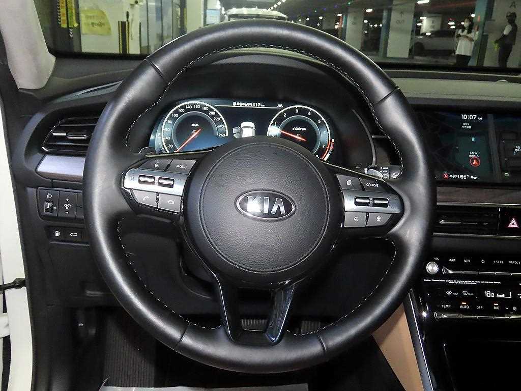 KIA K7 - Vista 9