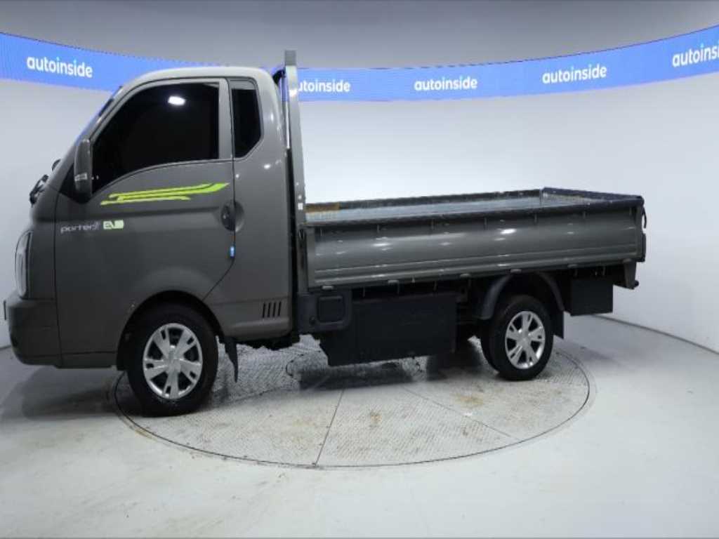 Small Truck Cargo (small) - Vista 3