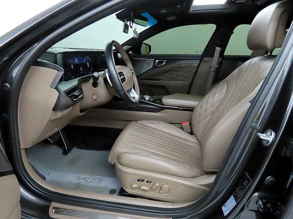 KIA K8 - Vista 5