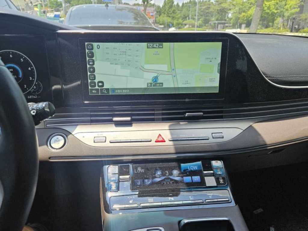 HYUNDAI Grandeur - Vista 6