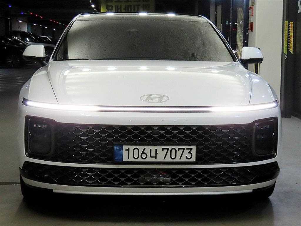 HYUNDAI Grandeur - Vista 2
