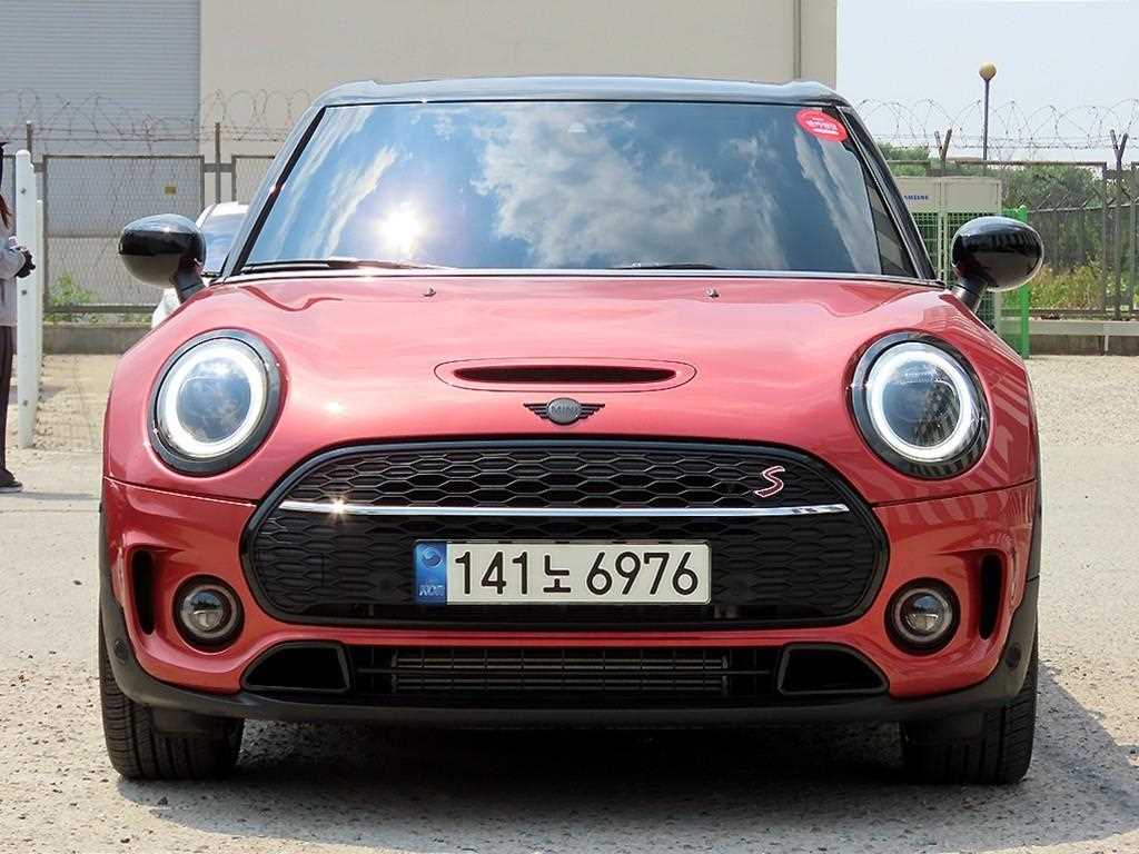 Mini Clubman 2022 Rojo - Importación desde Corea - HF Imports Iquique - Foto 1