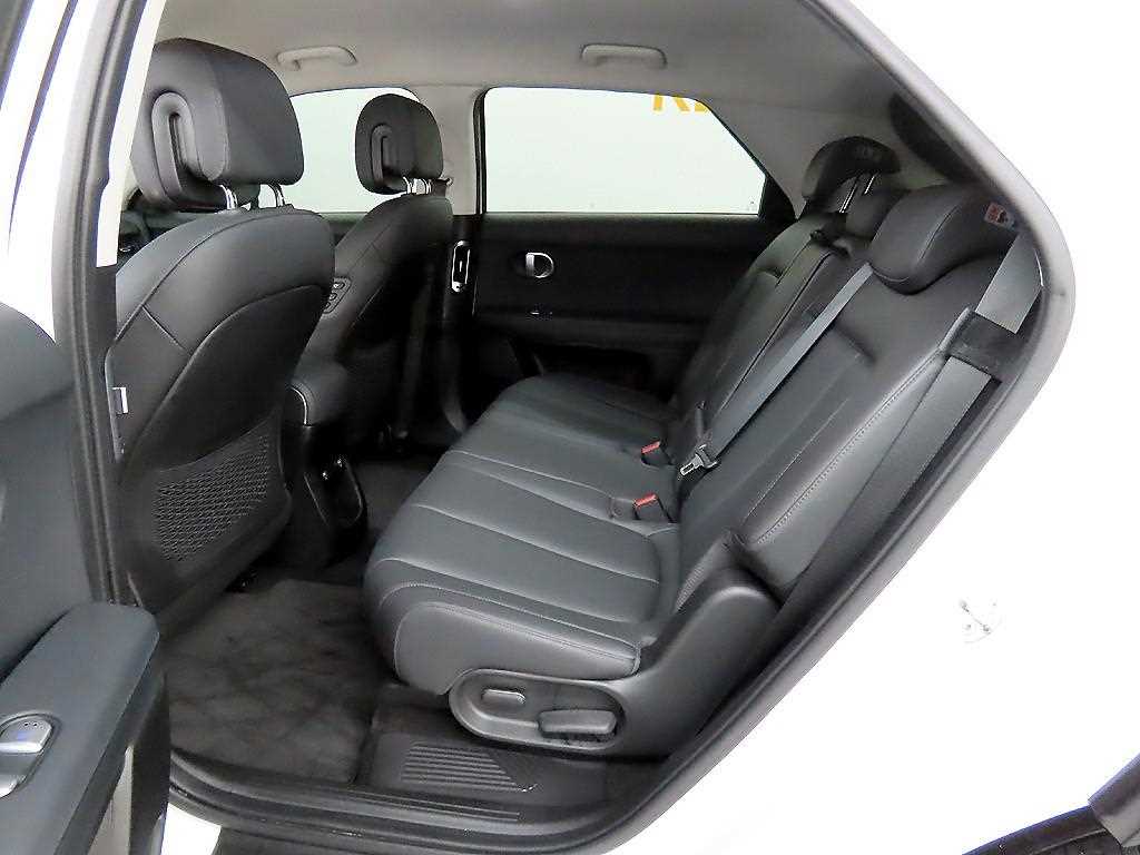 HYUNDAI Ioniq 5 - Vista 8