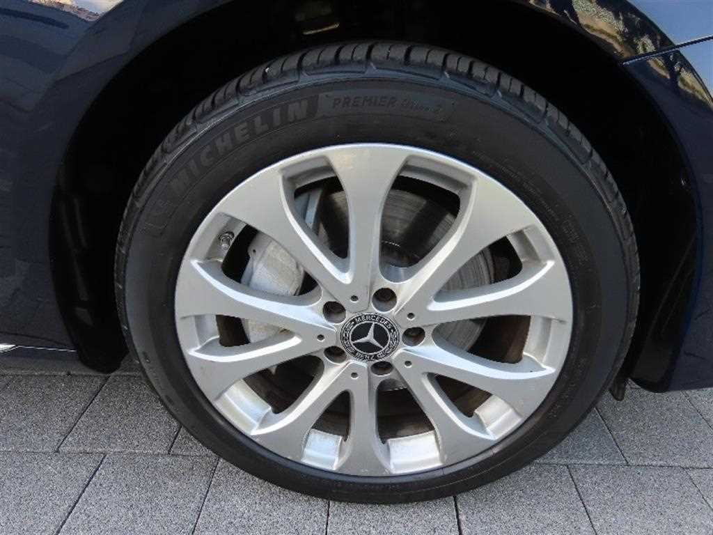 Mercedes Benz E class 2019 Azul - Importación desde Corea - HF Imports Iquique - Foto 18