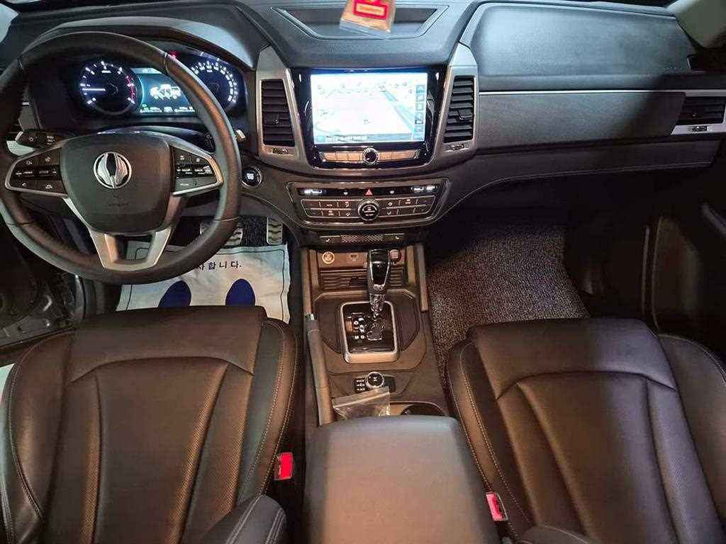 Ssangyong Rexton - Vista 12