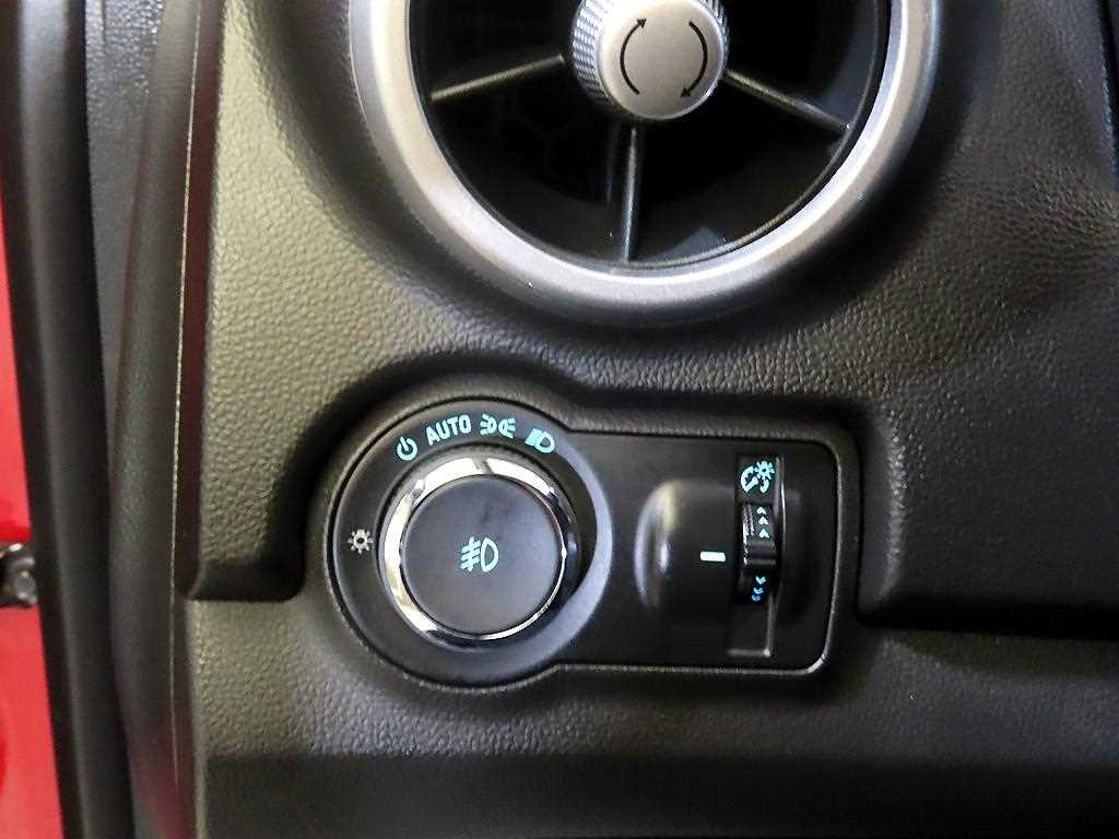 Chevrolet Trax 2015 Rojo - Importación desde Corea - HF Imports Iquique - Foto 16