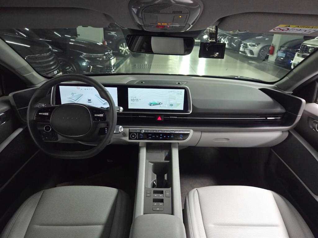 HYUNDAI Ioniq 6 - Vista 7