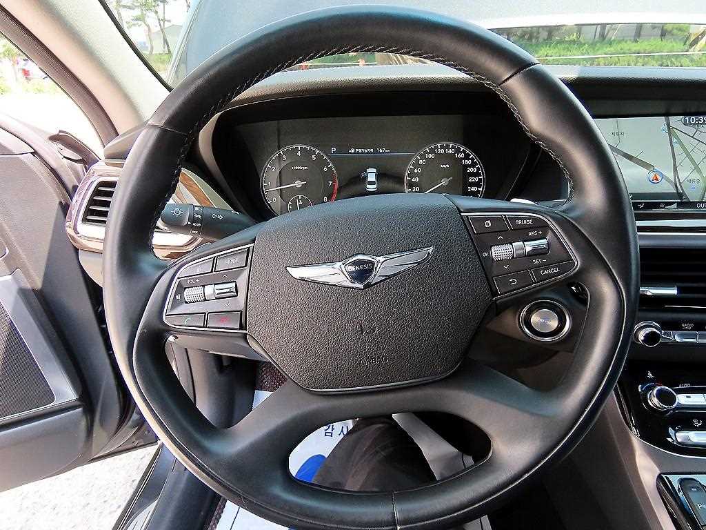 Genesis EQ900 - Vista 8