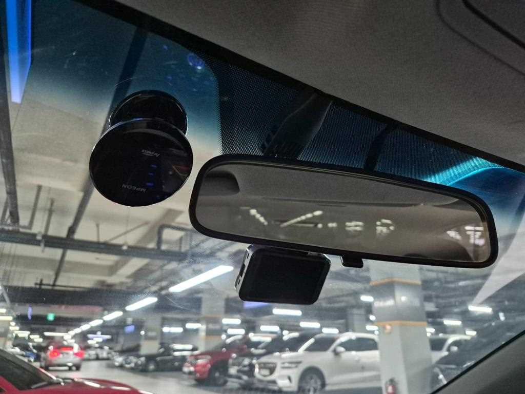 HYUNDAI Avante - Vista 12