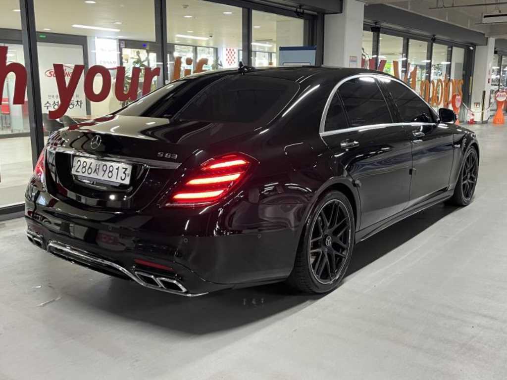 Mercedes Benz S Class - Vista 4