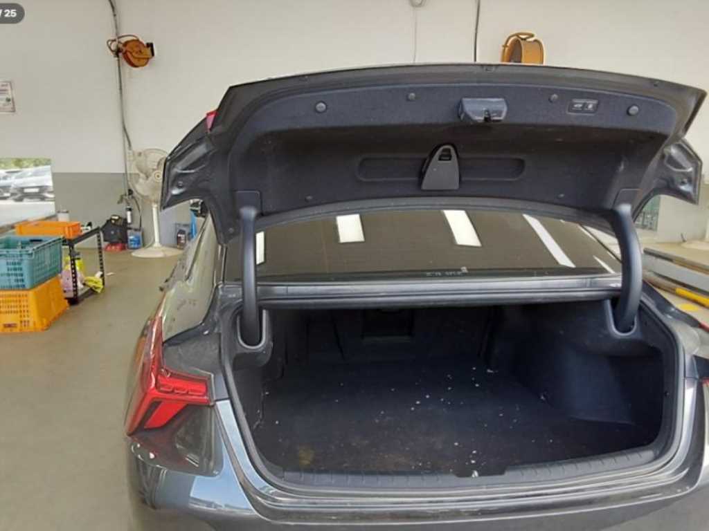 KIA K8 - Vista 9