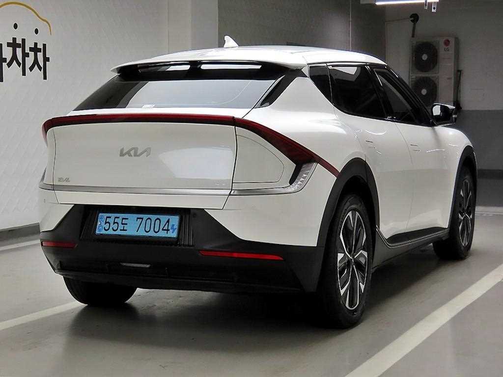 KIA EV6 - Vista 4