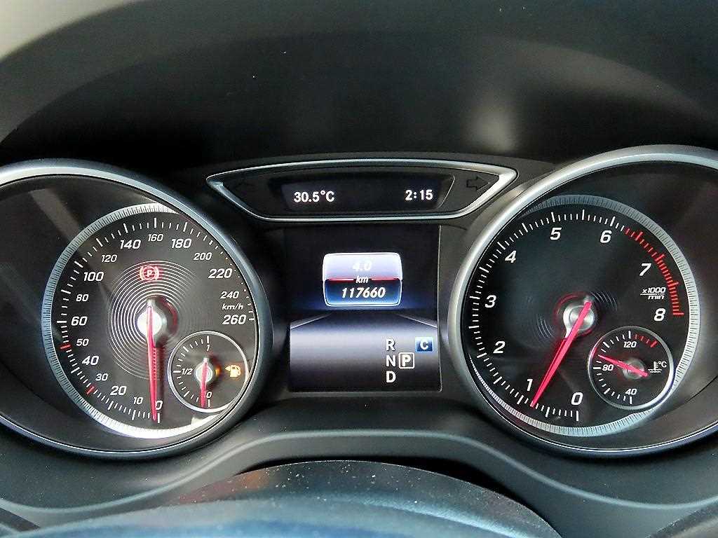 Mercedes Benz CLA Class - Vista 9