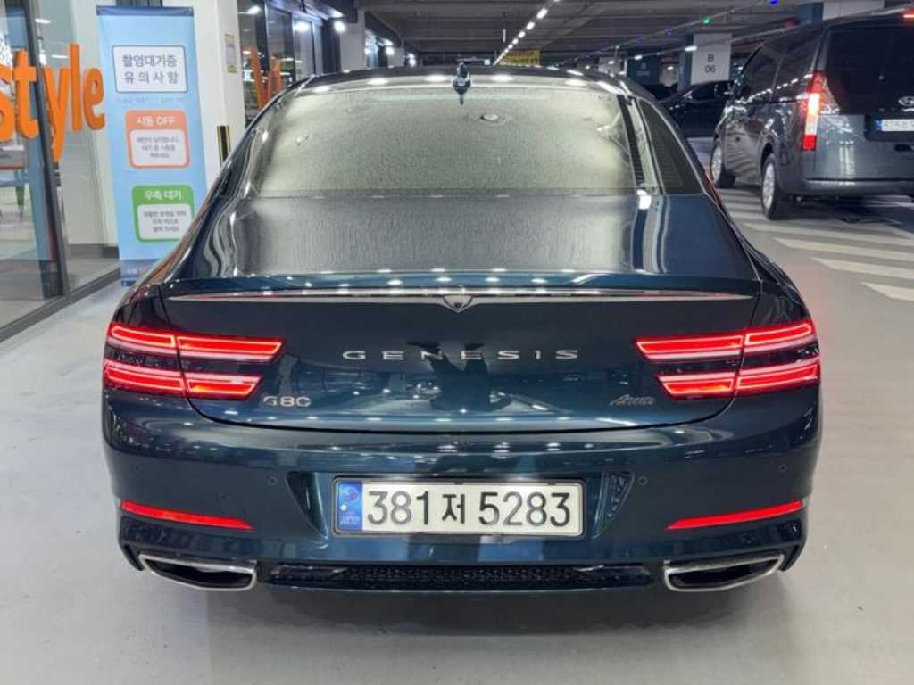 Genesis G80 - Vista 7