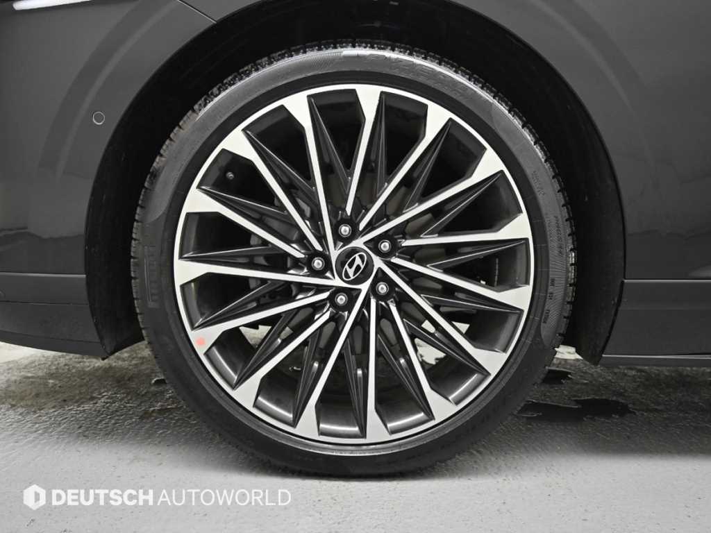 HYUNDAI Grandeur - Vista 5