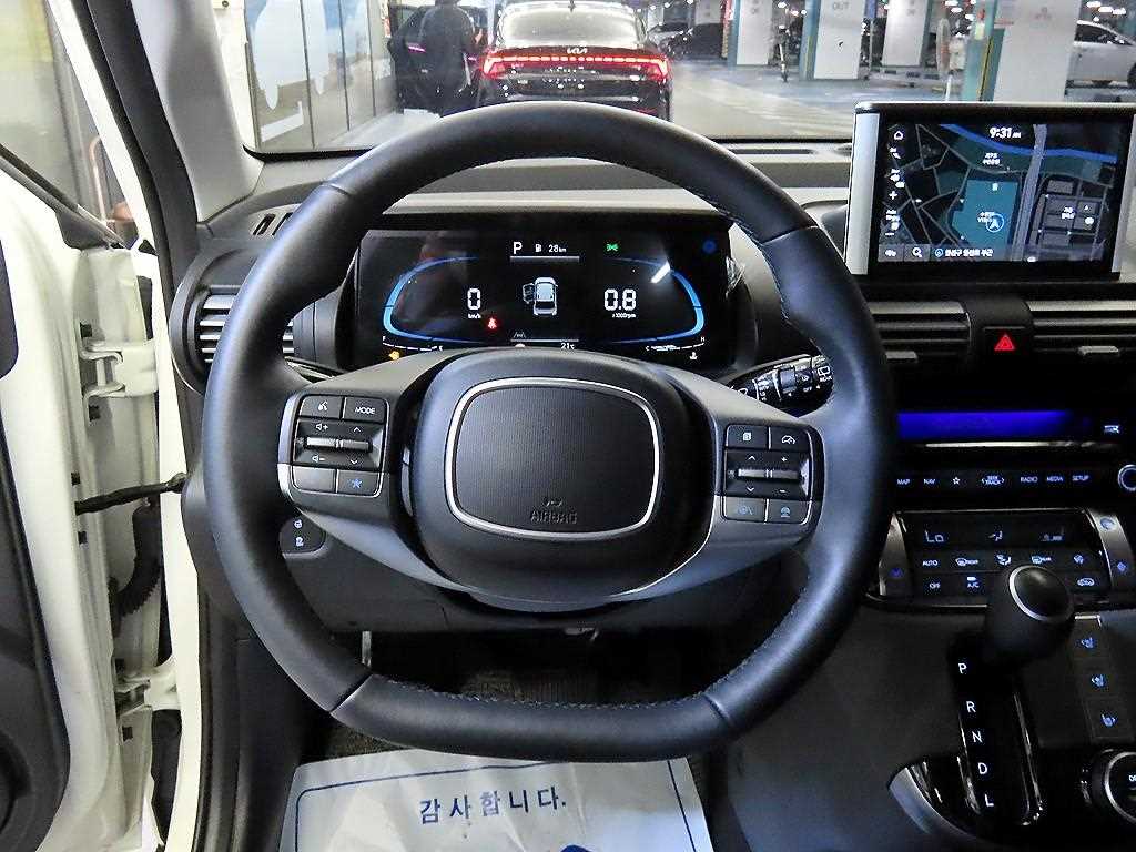 HYUNDAI Casper - Vista 8