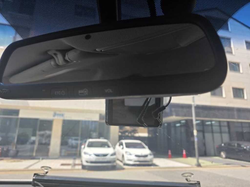HYUNDAI Santa Fe - Vista 10