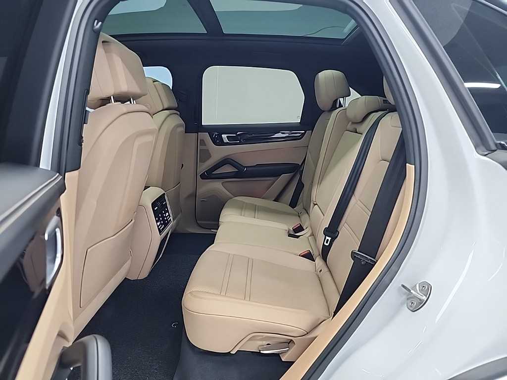 Porsche Cayenne - Vista 12