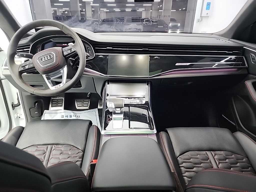Audi RSQ8 - Vista 9