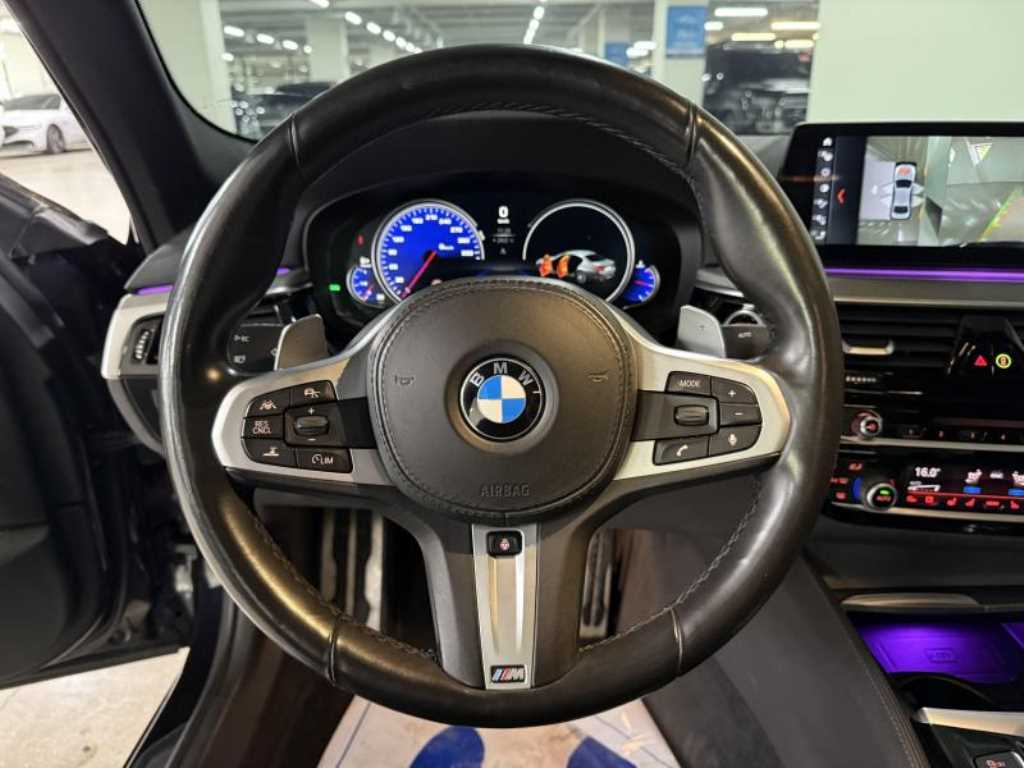 BMW 5 Series - Vista 11