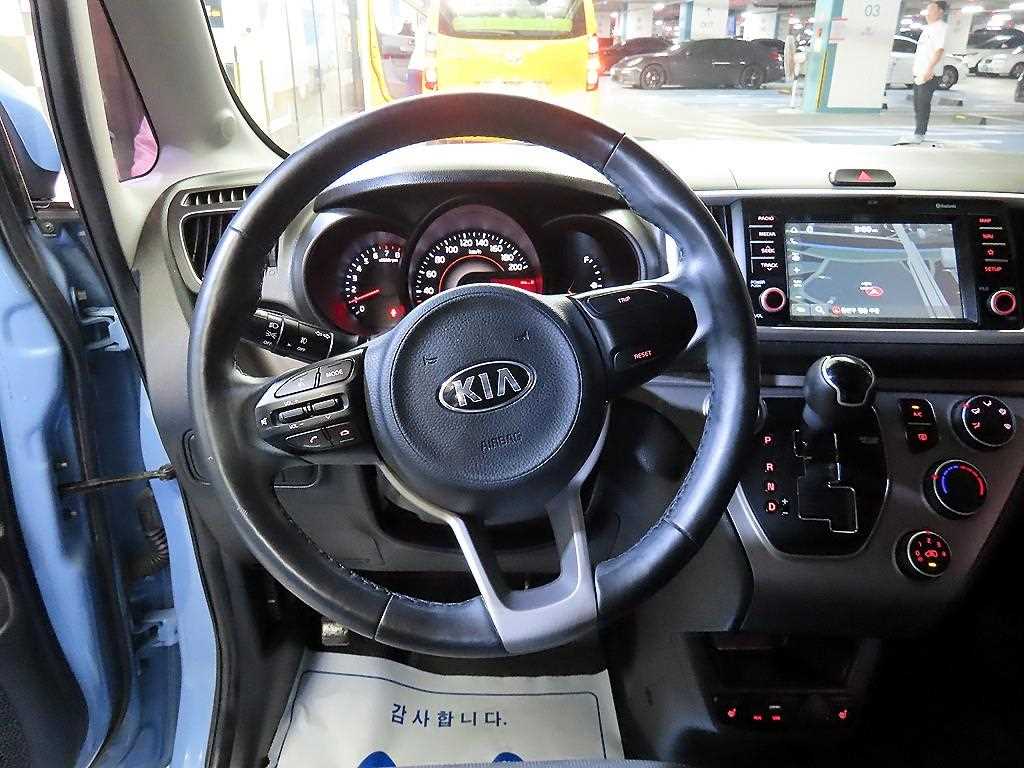 KIA Ray - Vista 8