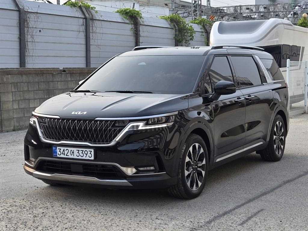 KIA Carnival 2023 Negro - Importación desde Corea - HF Imports Iquique - Foto 1