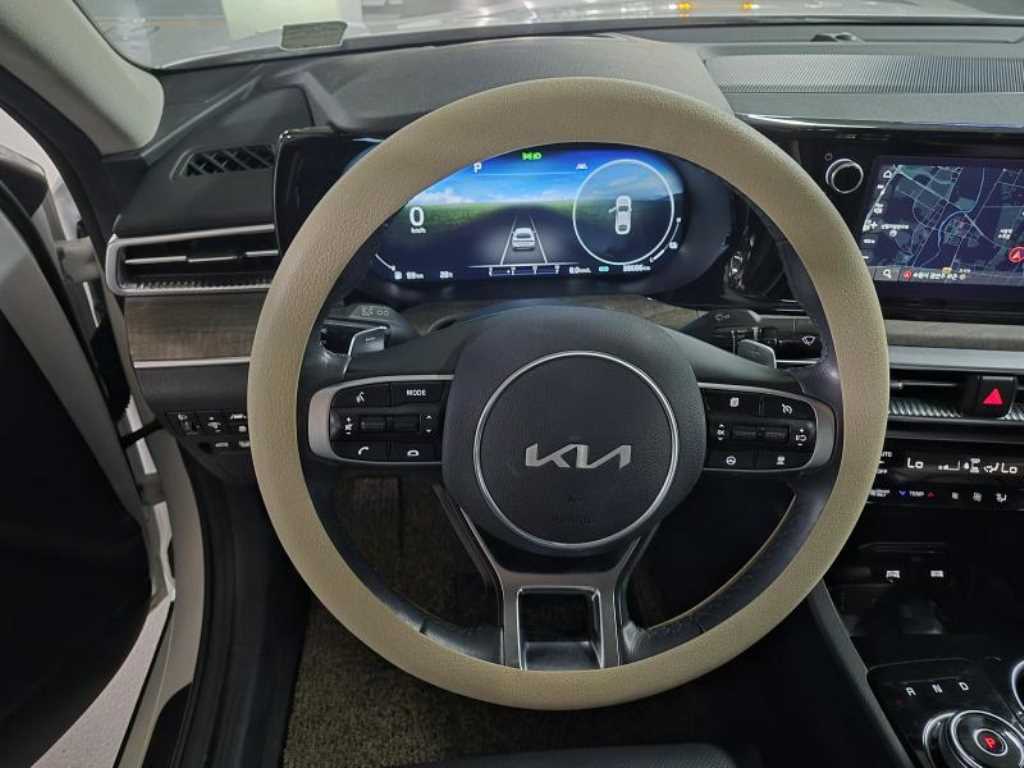 KIA K5 - Vista 8