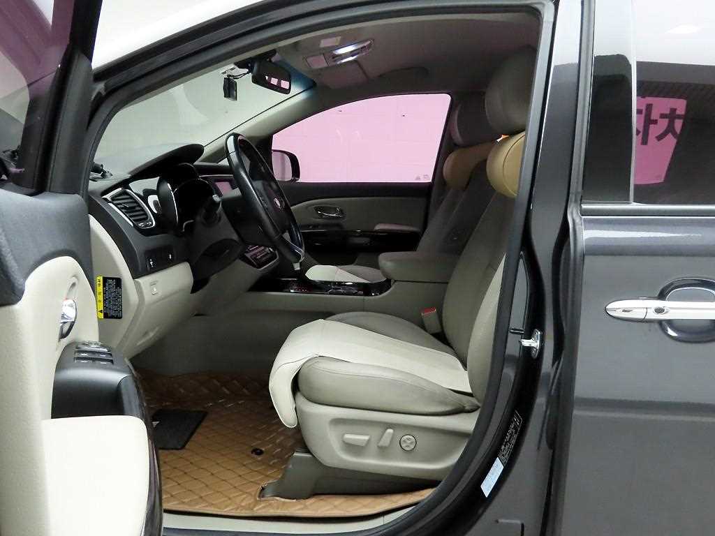 KIA Carnival 2018 Gris - Importación desde Corea - HF Imports Iquique - Foto 15
