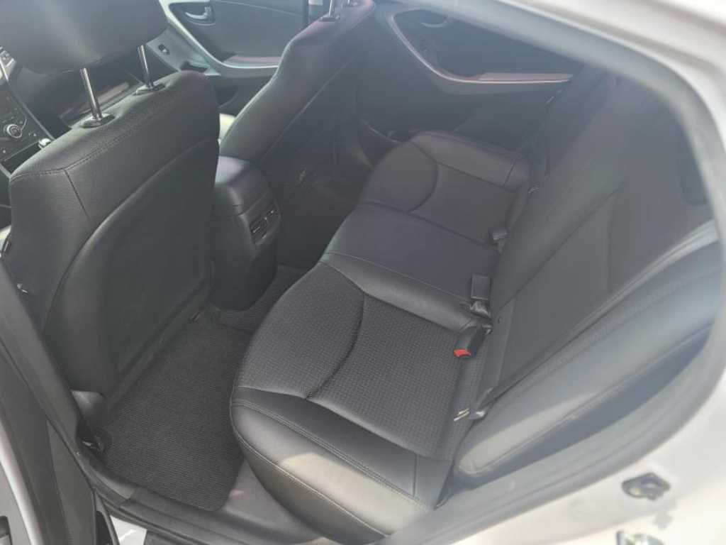 HYUNDAI Avante 2015 - Importación desde Corea - HF Imports Iquique - Foto 13