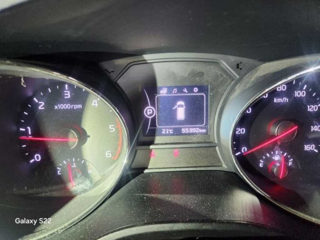 KIA Carnival - Vista 7