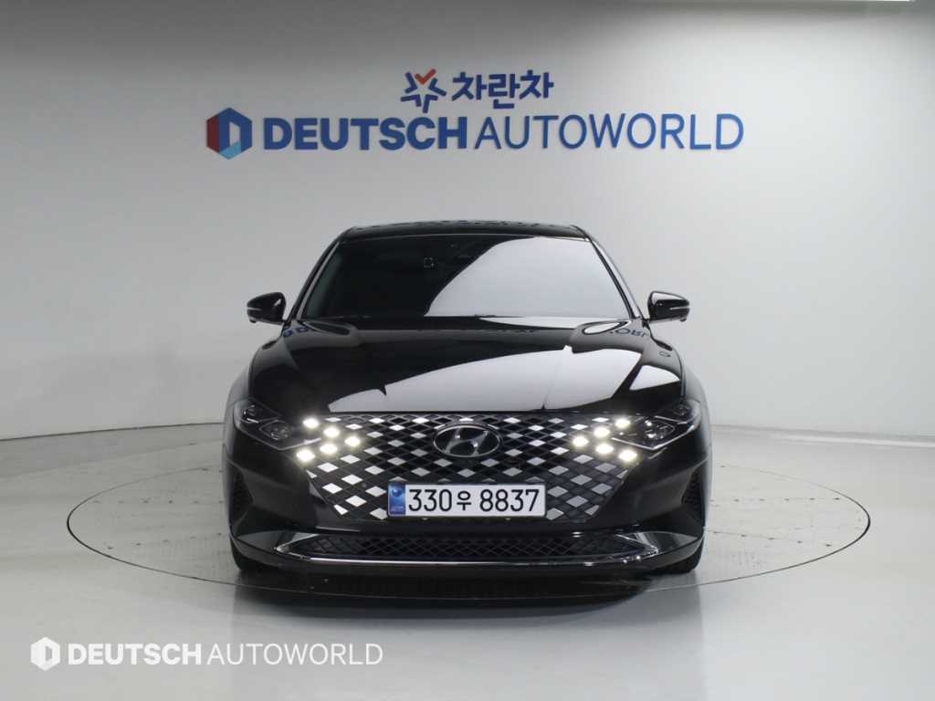HYUNDAI Grandeur - Vista 2