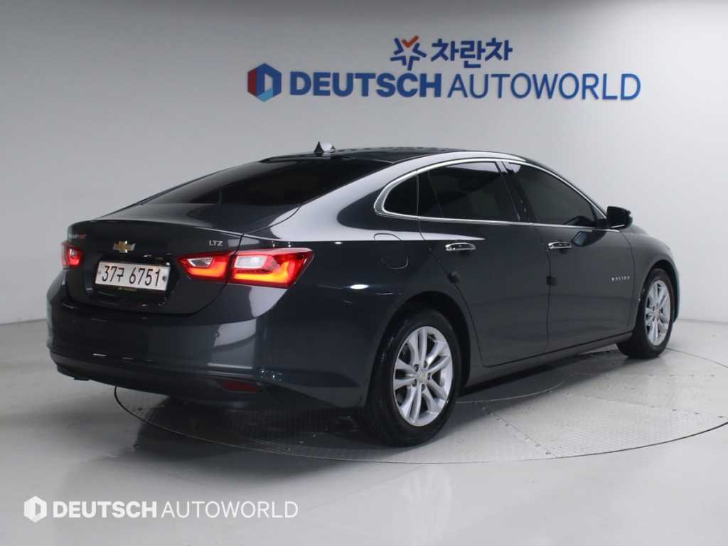 Chevrolet Malibu - Vista 2