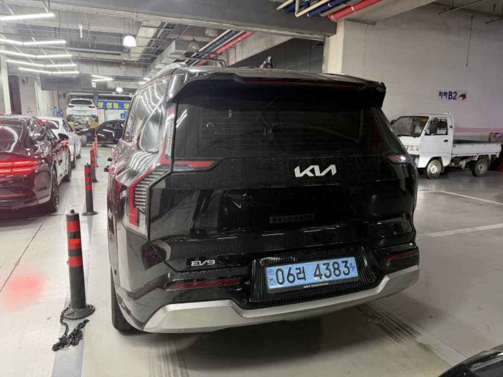 KIA EV9 - Vista 3