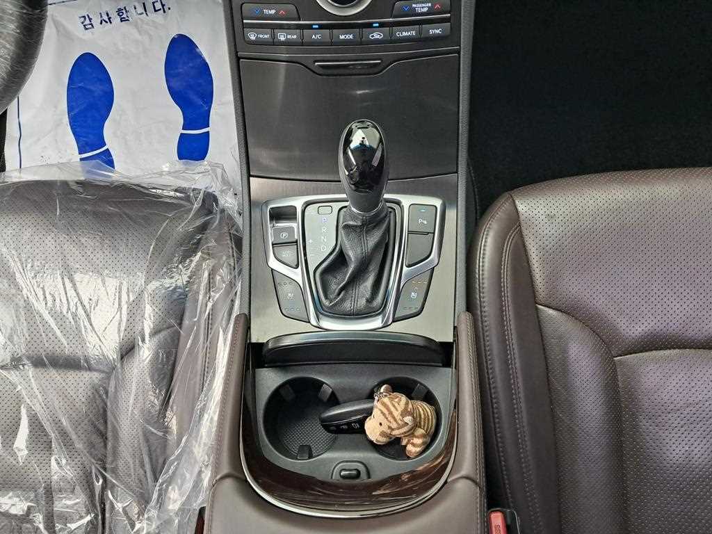 HYUNDAI Grandeur 2017 Gris - Importación desde Corea - HF Imports Iquique - Foto 15