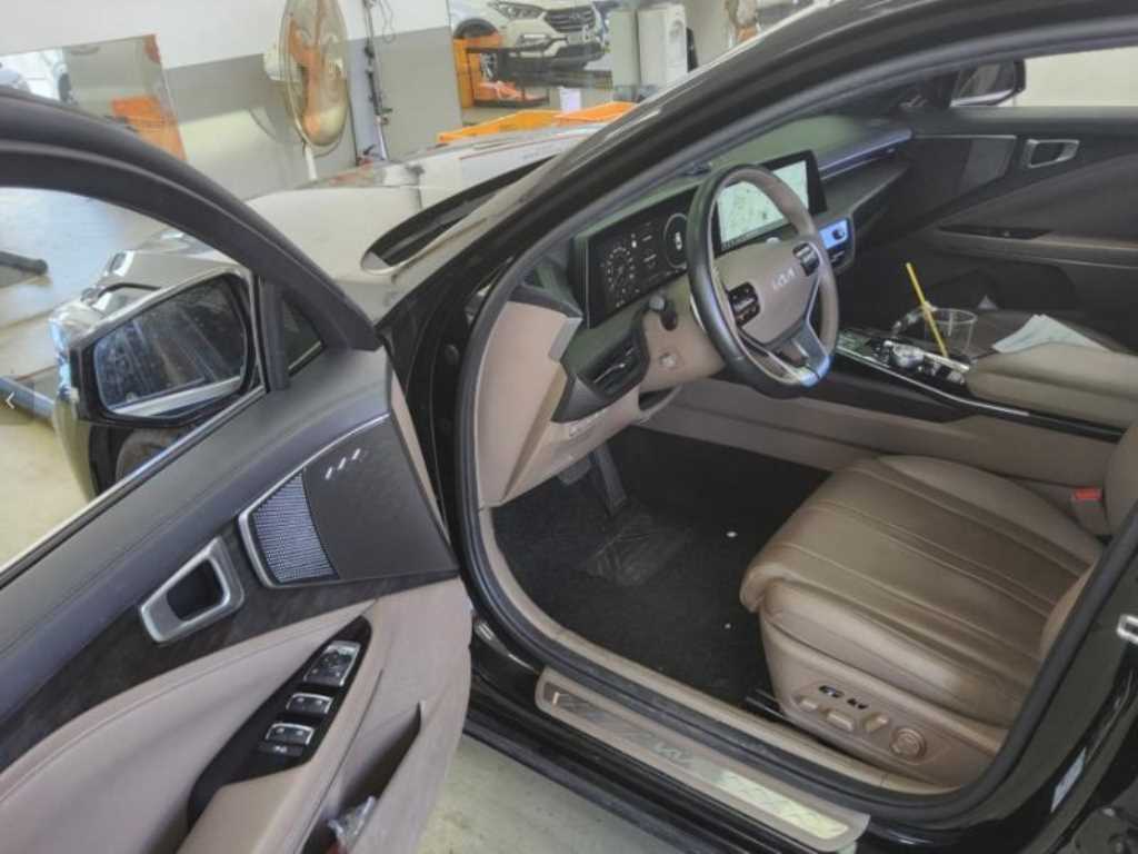 KIA K8 - Vista 5