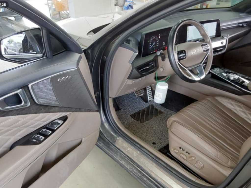 KIA K8 - Vista 6