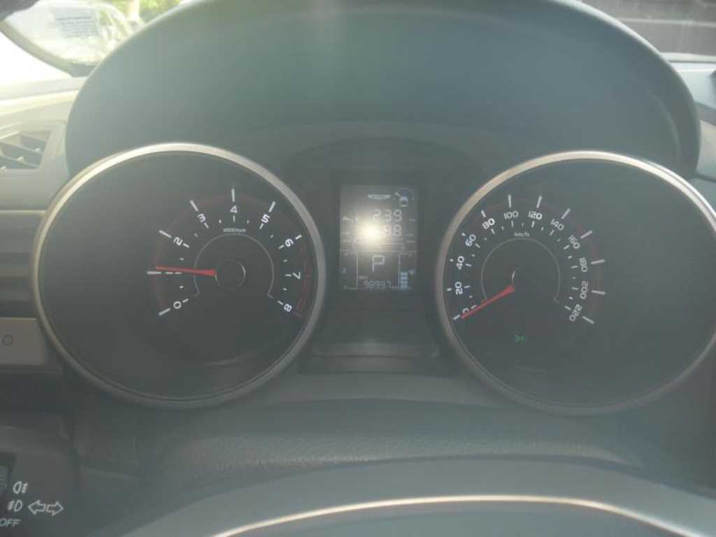 Ssangyong Tivoli - Vista 2