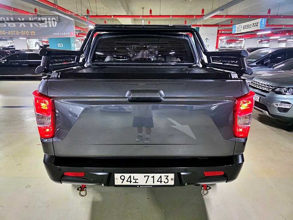 Ssangyong Rexton - Vista 10