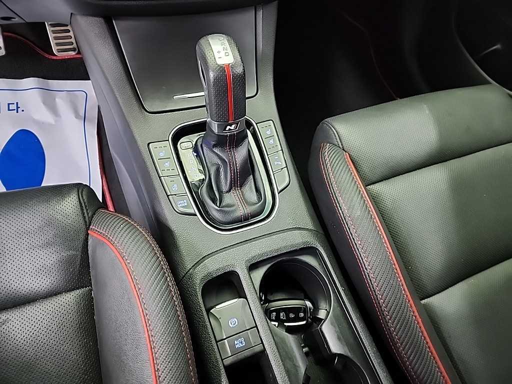 HYUNDAI i30 - Vista 8
