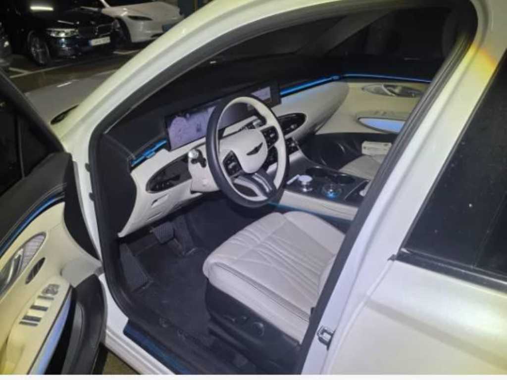 Genesis GV70 2025 Blanco - Importación desde Corea - HF Imports Iquique - Foto 1